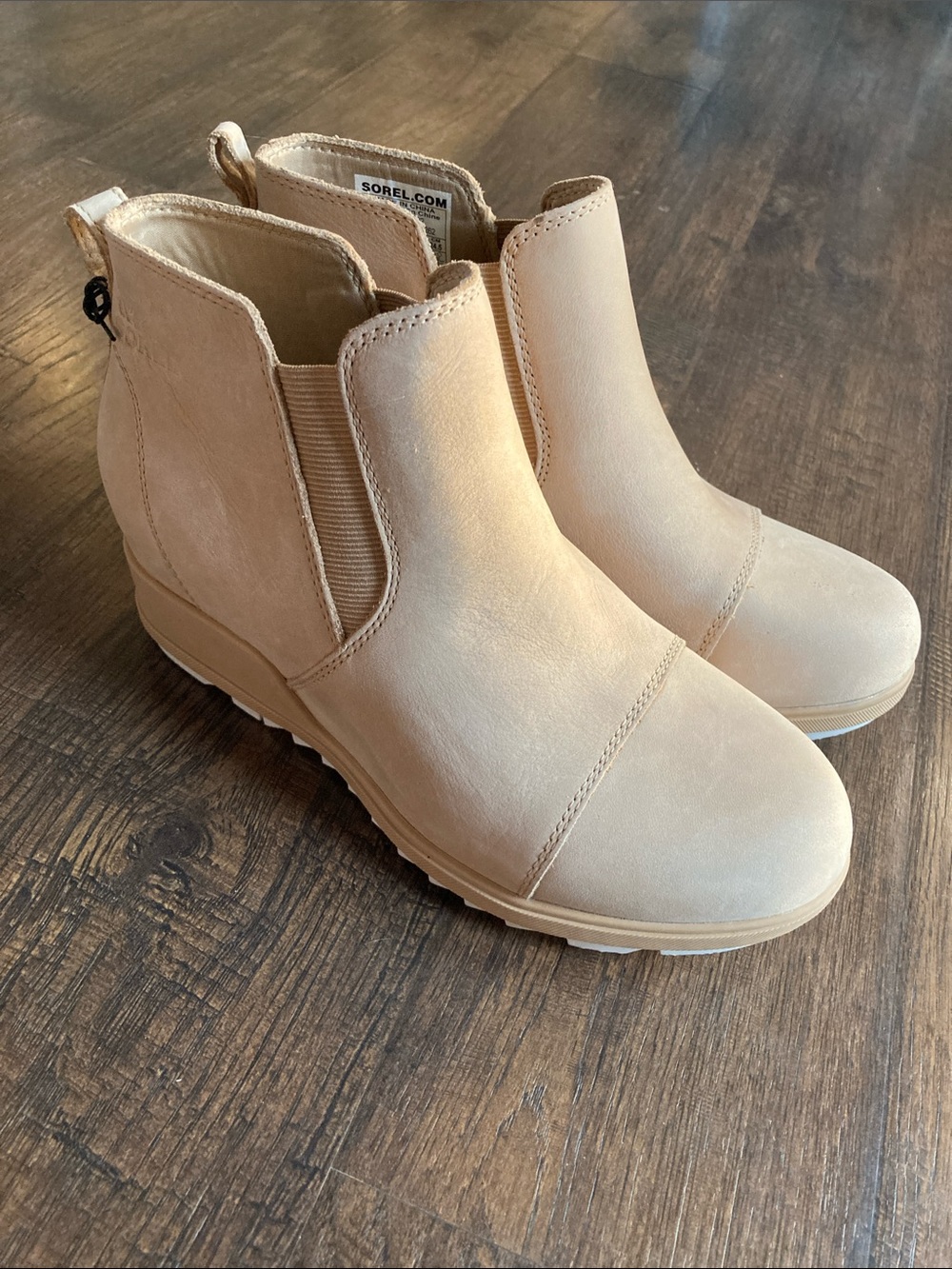 Sorel Women's Evie Pull-On Leather Bootie